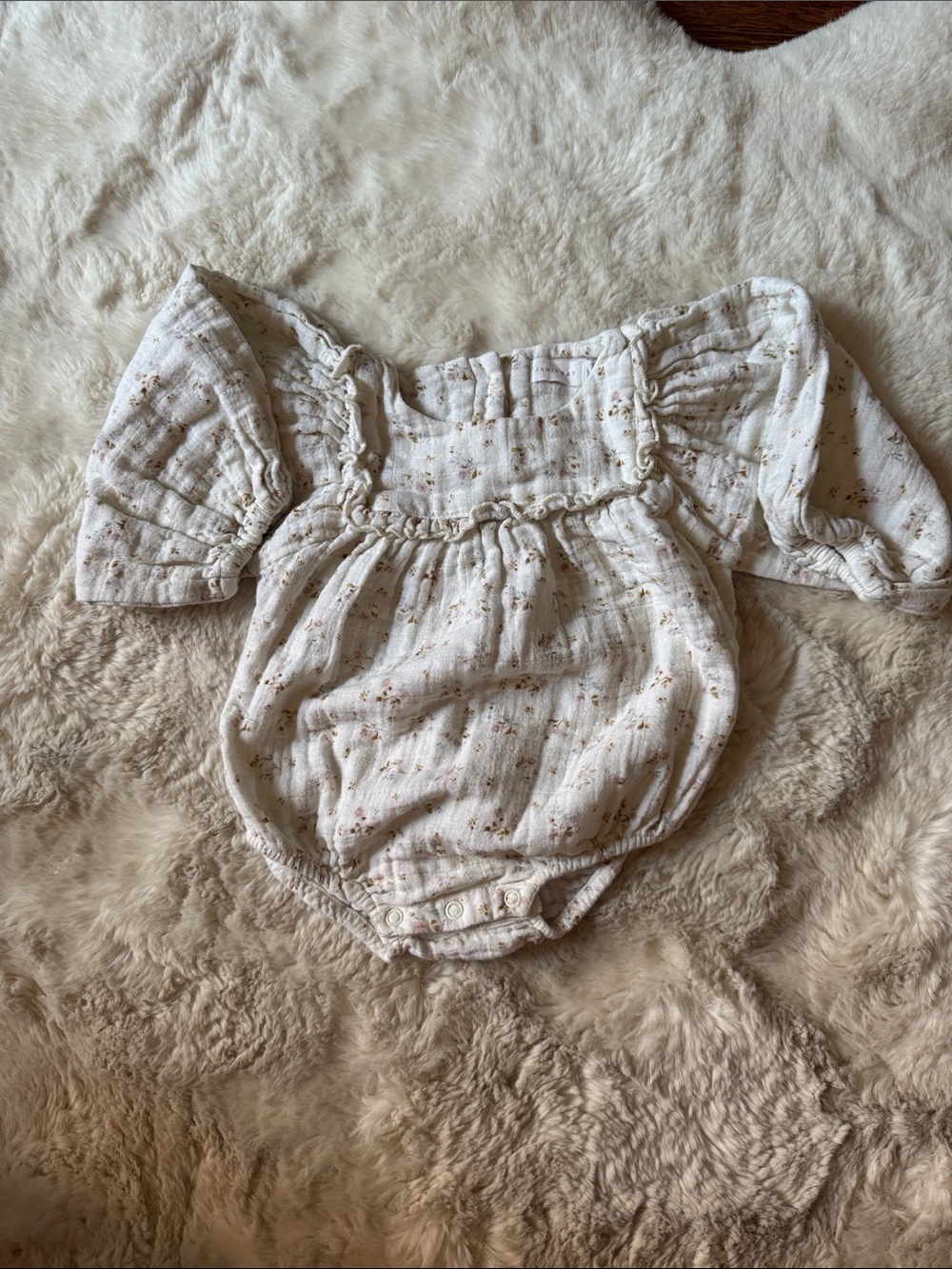 Jamie Kay Cream Floral Puff Sleeve Romper